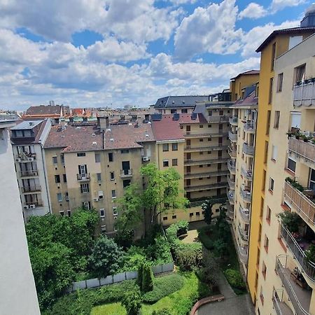 Master Apartment With Air Condition And Separated Rooftop Terrace Budapest Exterior photo